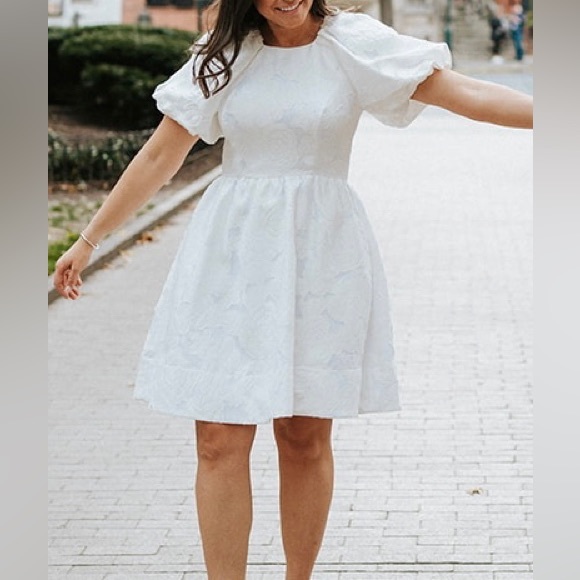 Knoxlie Dress - Resort White Organza Bloom Jacquard main image 1